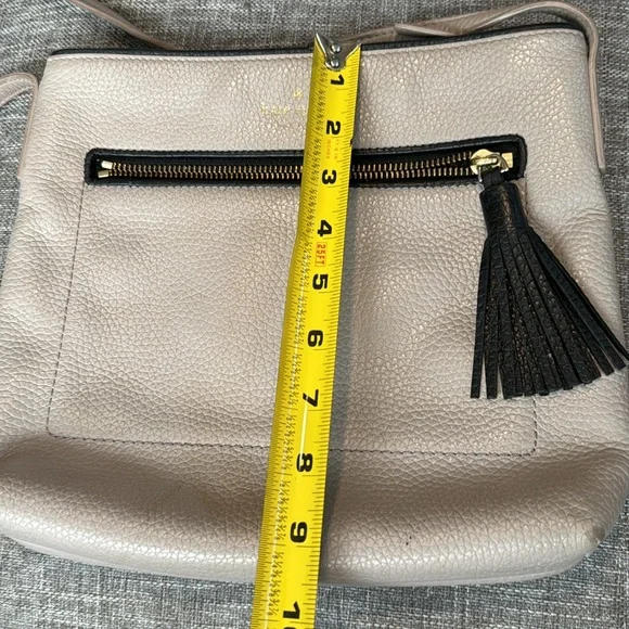 Kate Spade New York Chester street dessi Crossbody Bag Beige Strap Tassel - Picture 3 of 11